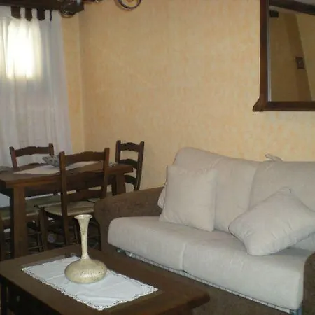 Apartamentos Rurales Esencias De La Alcarria Hueva Quarto foto