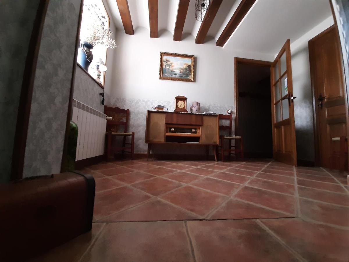 Rurales Esencias De La Alcarria * Hueva